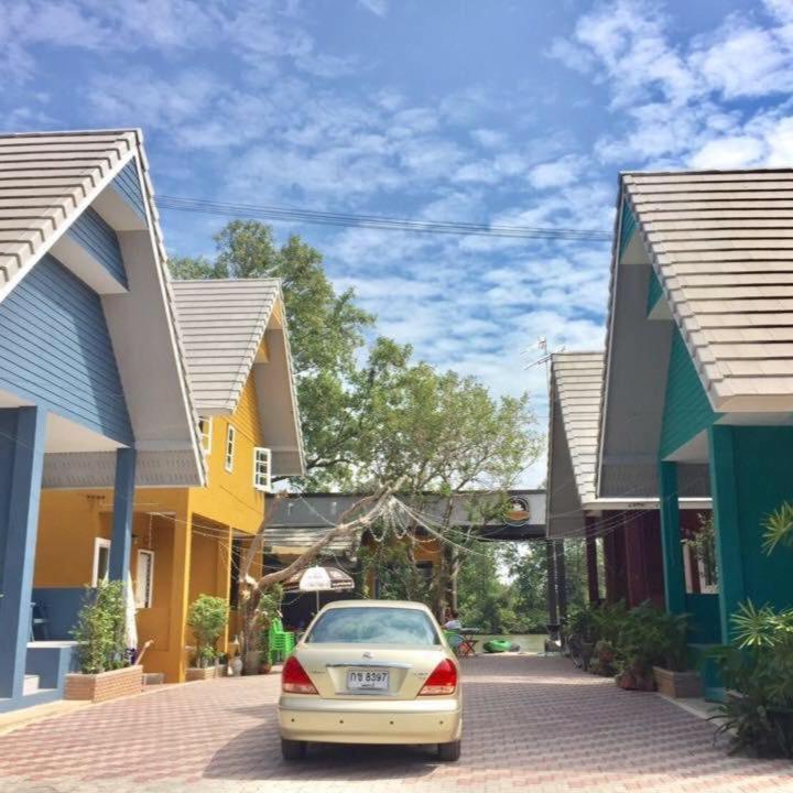 Baan Bon Resort Bang Tabun Phetchaburi Exterior foto